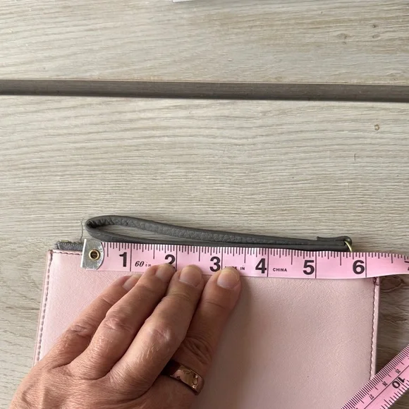 Fossil Blush and Gray Leather Wristlet - Picture 6 of 6